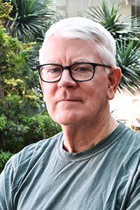 SteveWright2026 Stephen Wright portrait taken in the mezozoic garden in the Discovery Building.